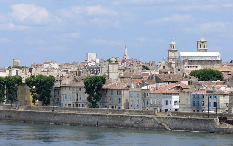 Arles