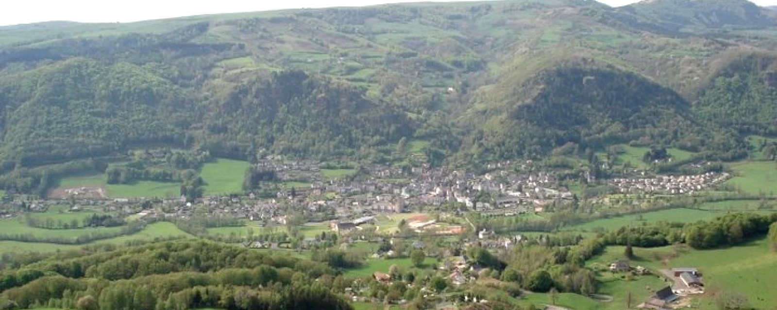 Vue de Vic-sur-Cère, Cantal