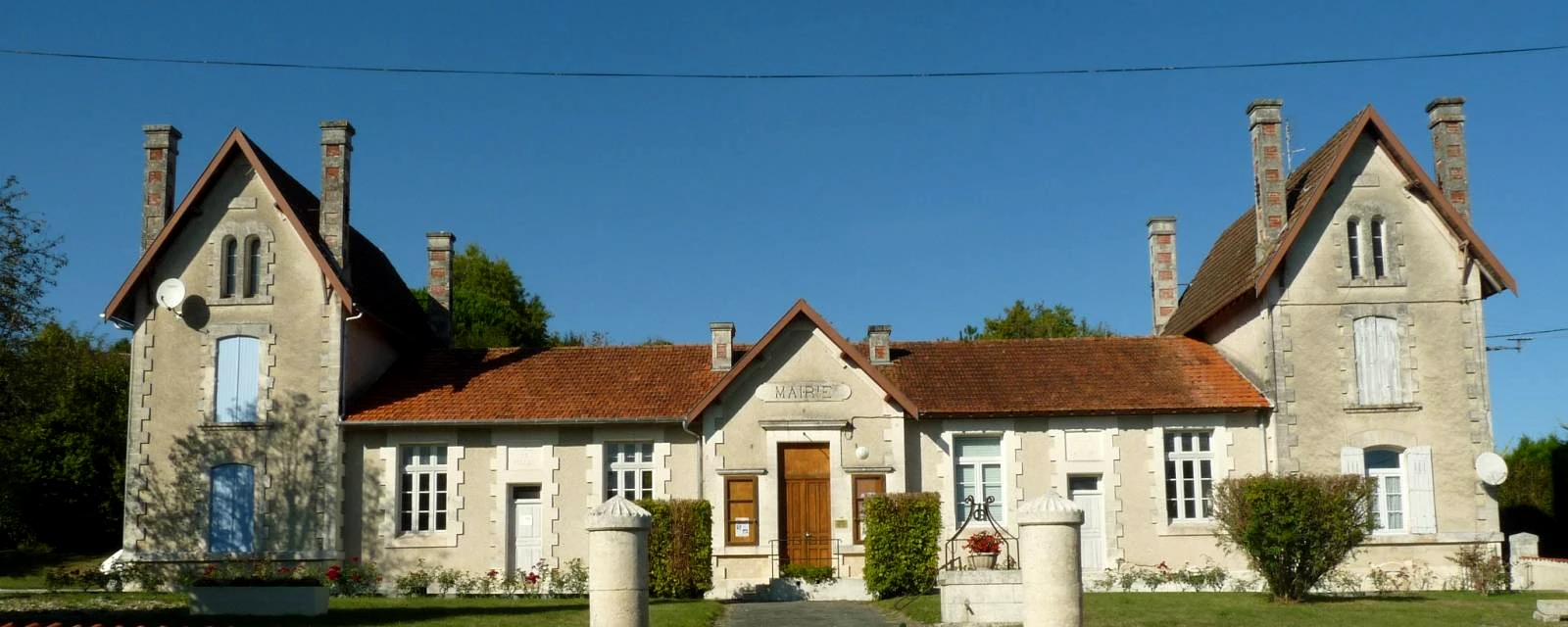 Vue de Bouteilles-Saint-Sébastien, Dordogne
