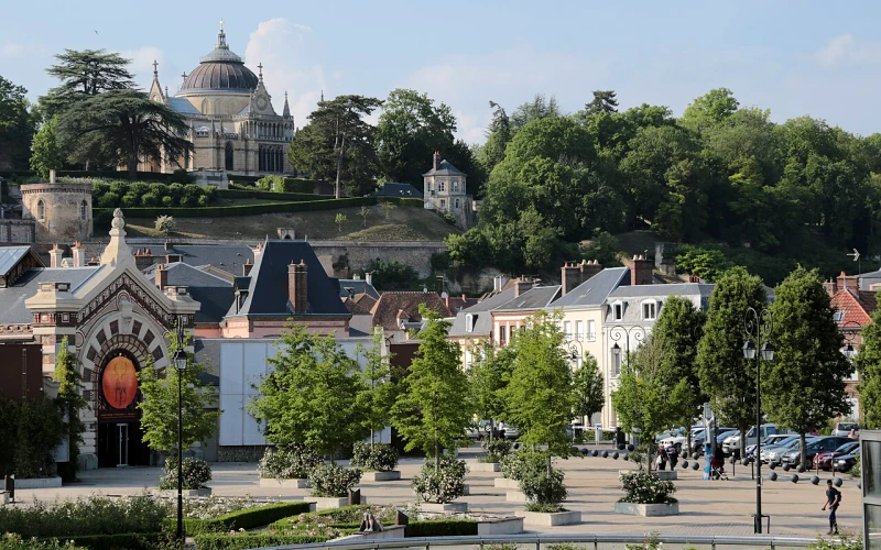 Dreux