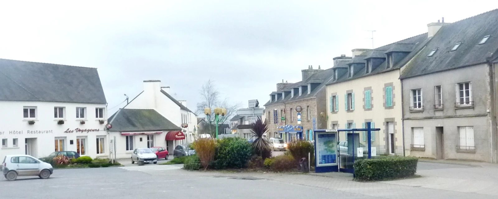 Vue de Plounéventer, Finistère