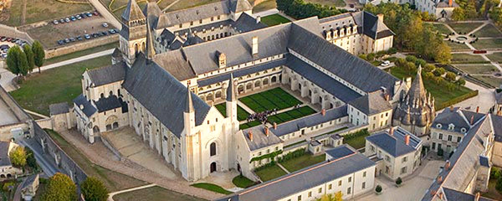 Vue de Fontevraud-l'Abbaye, Maine-et-Loire