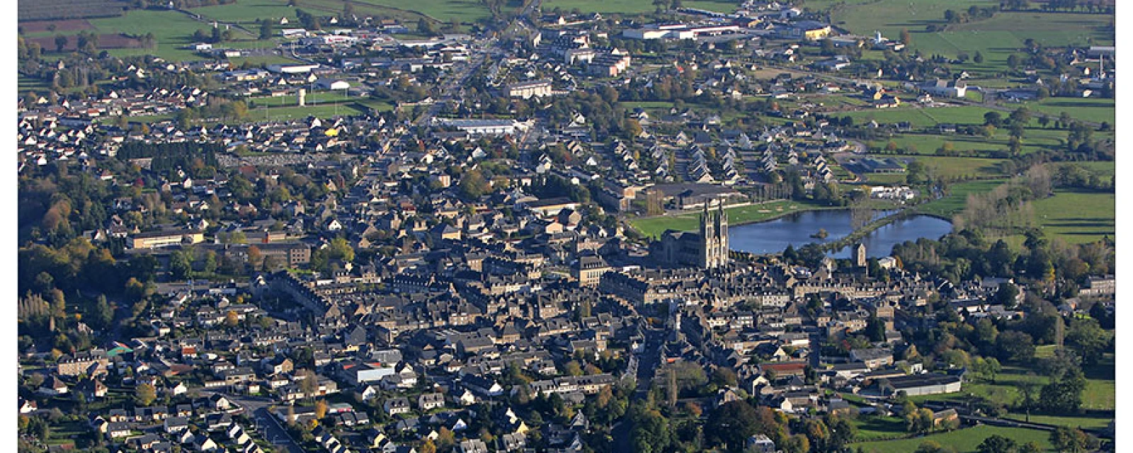 Vue de Saint-Hilaire-du-Harcouët, Manche