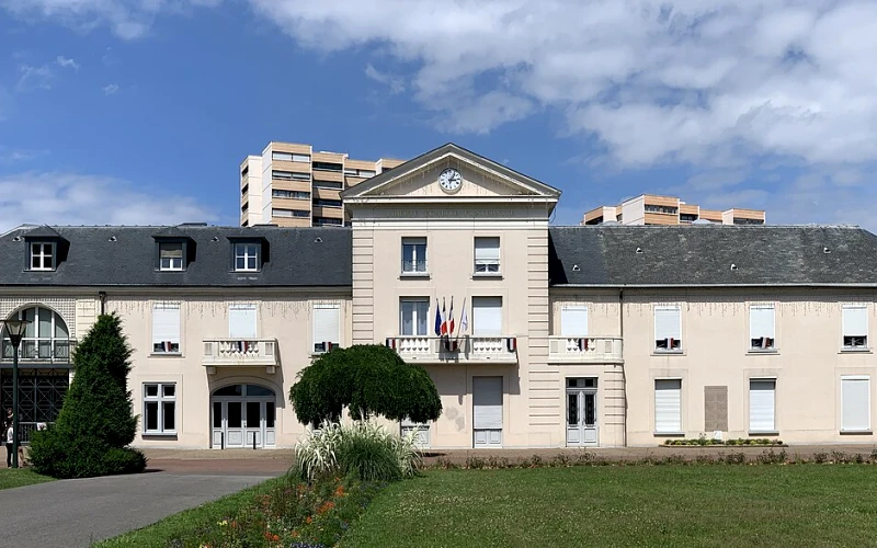 Chelles