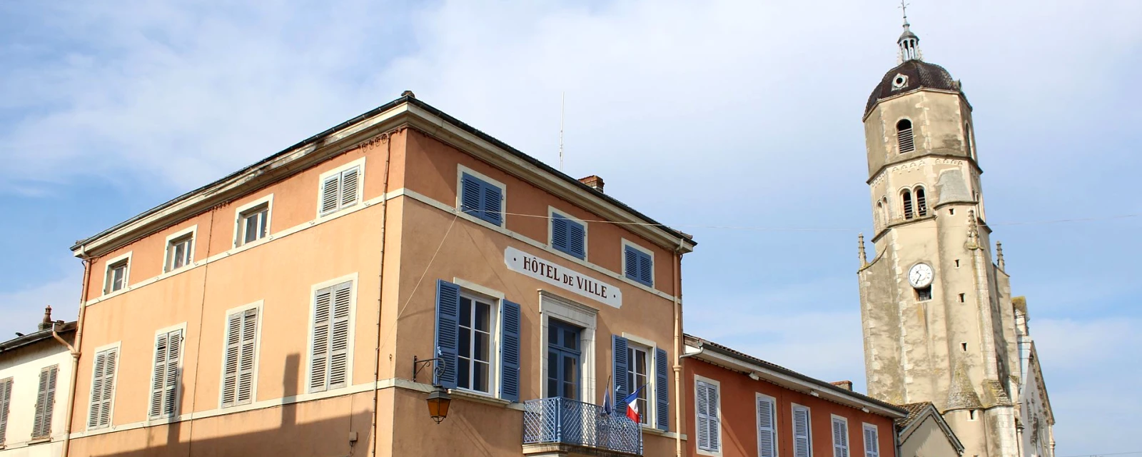 Vue de Bâgé-le-Châtel, Ain