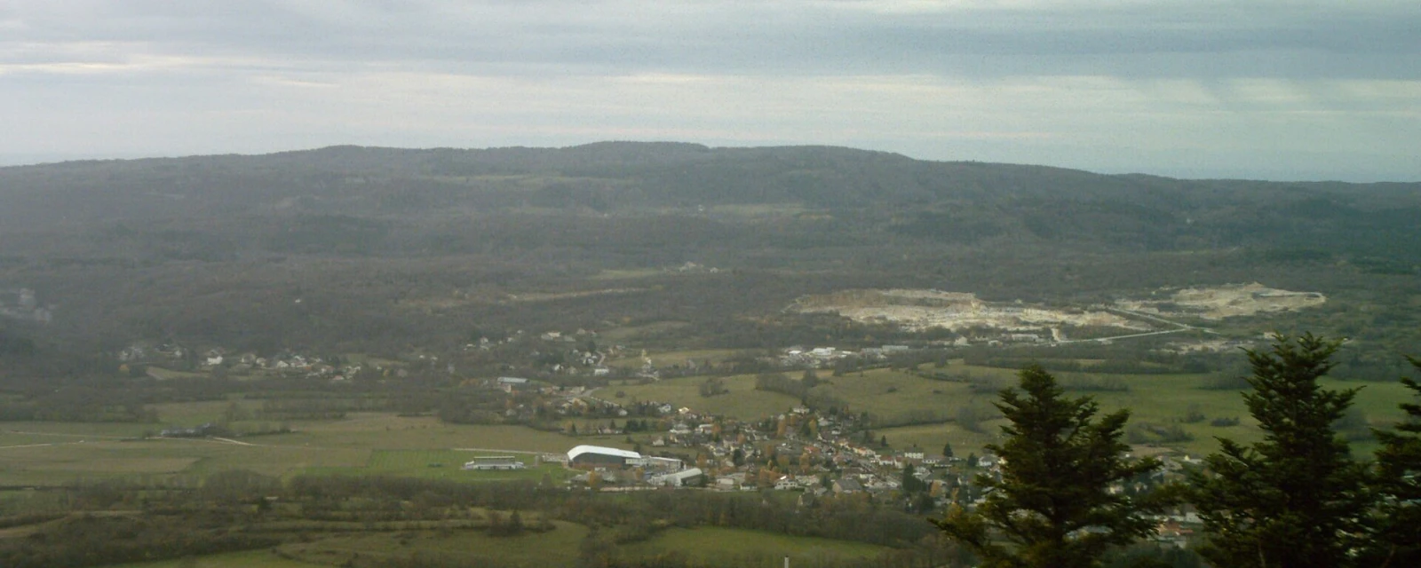 Vue de Plateau d'Hauteville, Ain