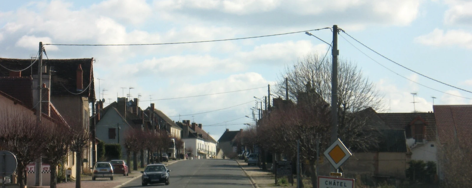 Vue de Châtel-de-Neuvre, Allier