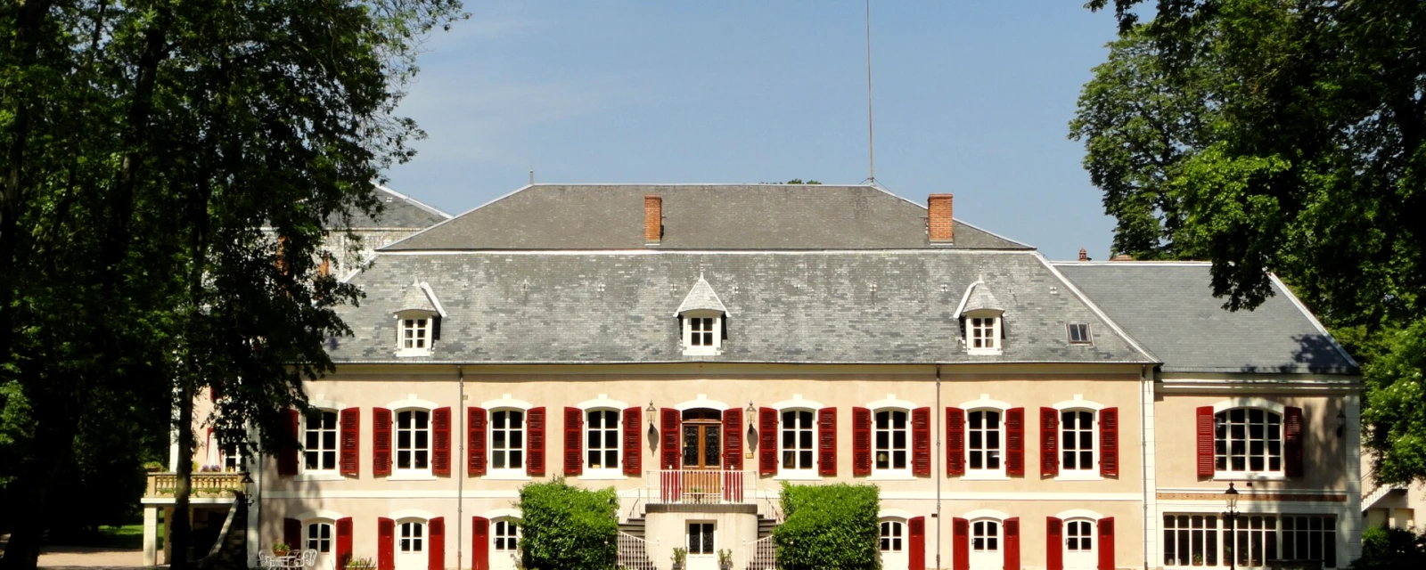 Vue de Montaigu-le-Blin, Allier