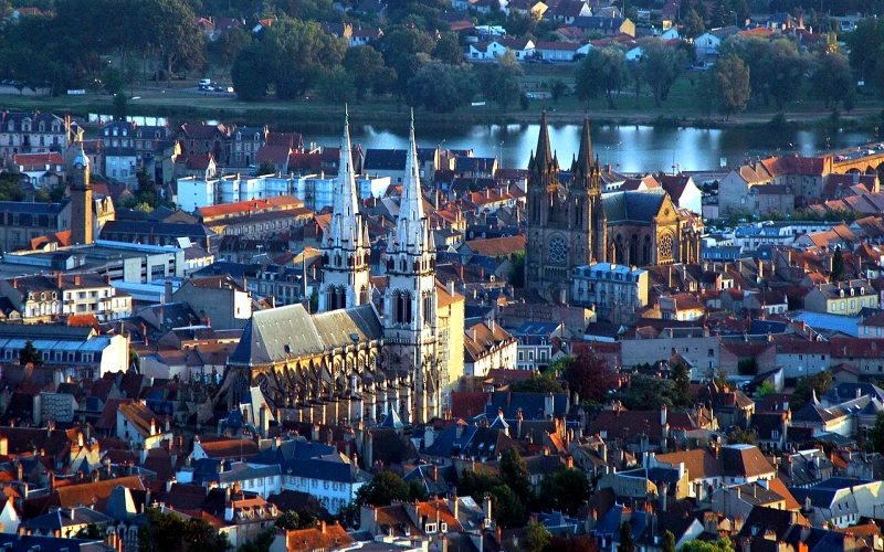 Moulins