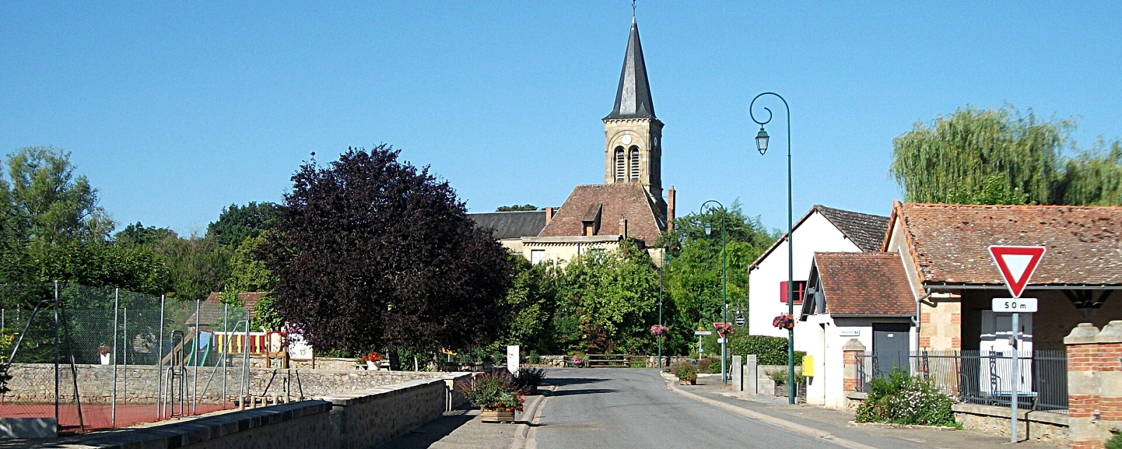 Vue de Saint-Aubin-le-Monial, Allier