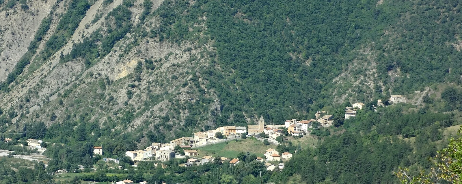 Vue de Clamensane, Alpes-de-Haute-Provence