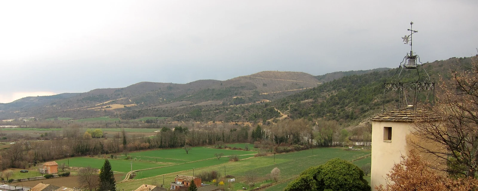 Vue de Estoublon, Alpes-de-Haute-Provence