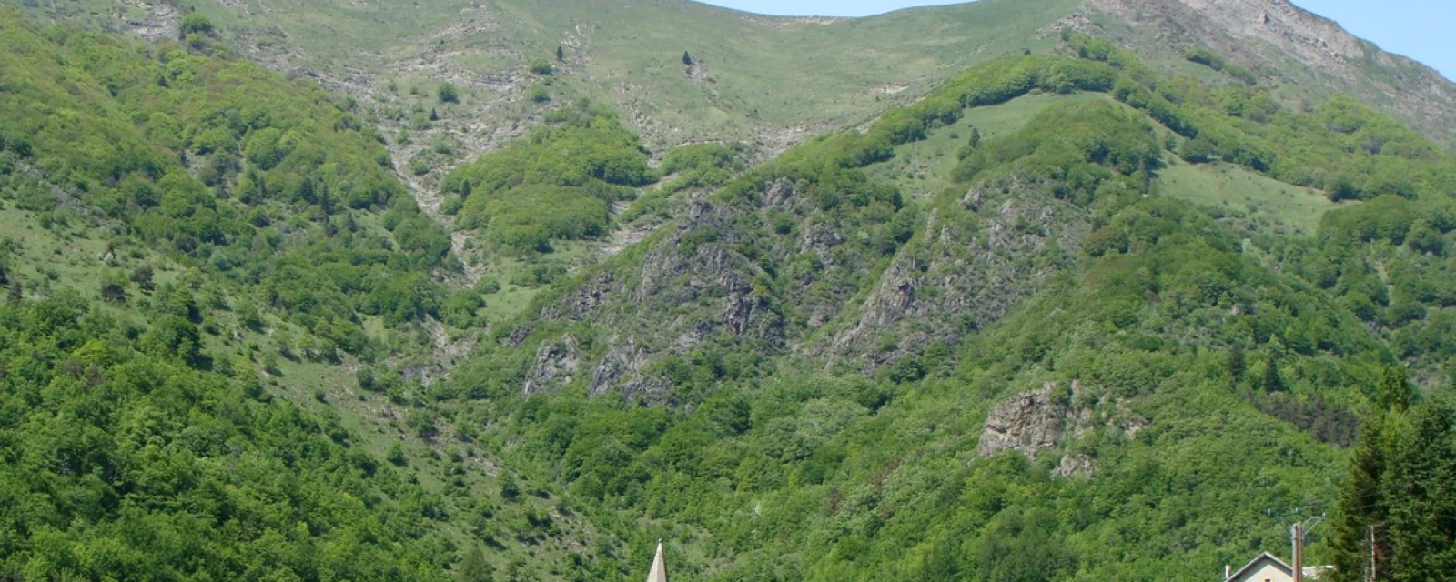 Vue de Aspres-lès-Corps, Hautes-Alpes