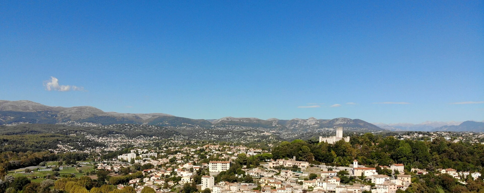 Vue de Villeneuve-Loubet, Alpes-Maritimes