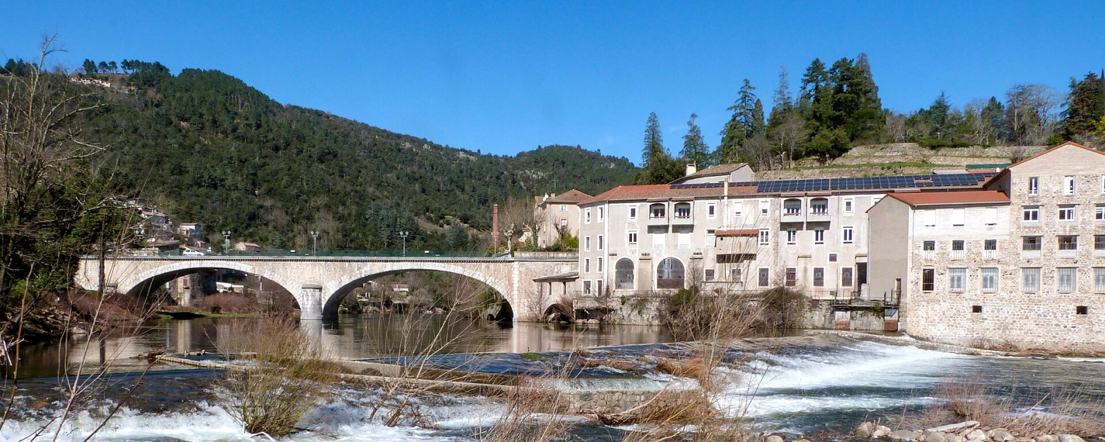Vue de Les Ollières-sur-Eyrieux, Ardèche
