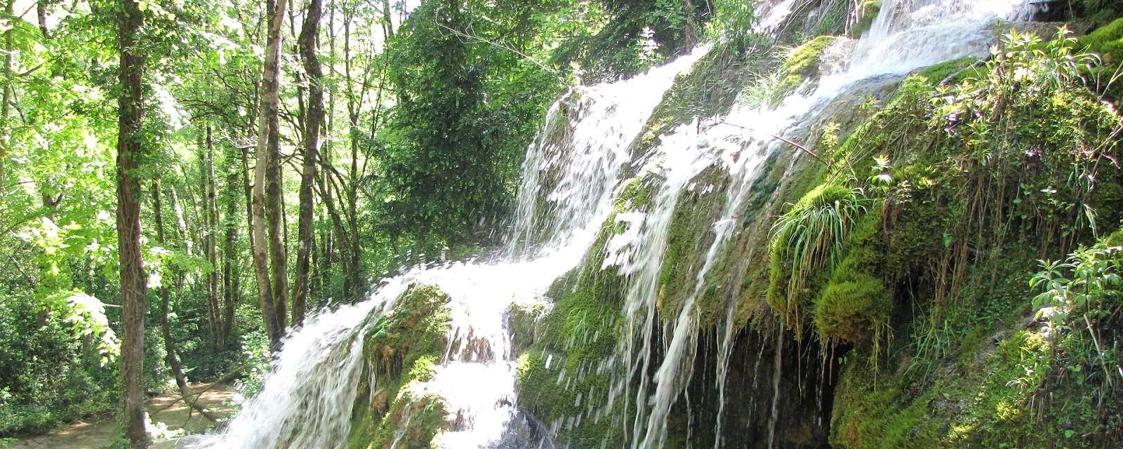 Vue de Roquefort-les-Cascades, Ariège