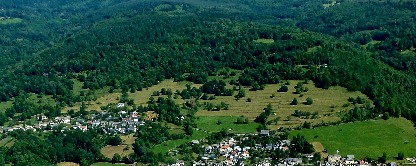 Vue de Saint-Jean-du-Castillonnais, Ariège