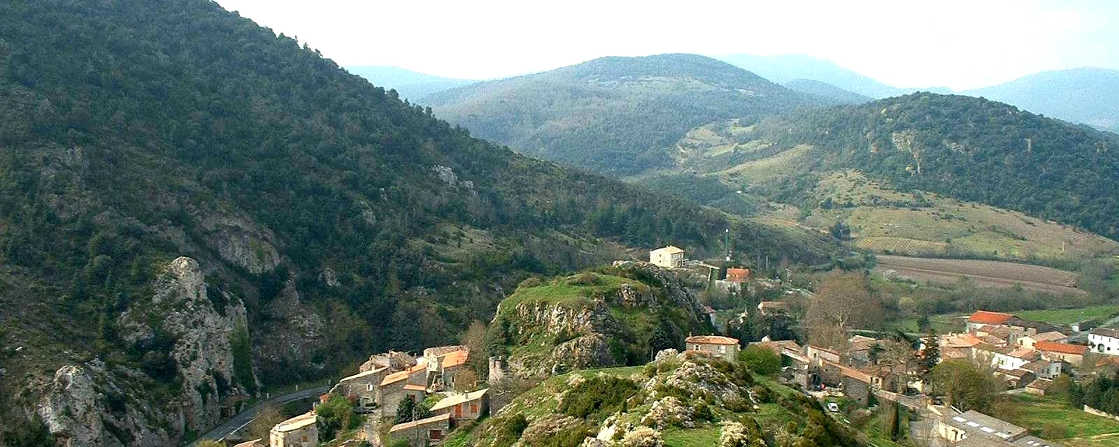 Vue de Laroque-de-Fa, Aude