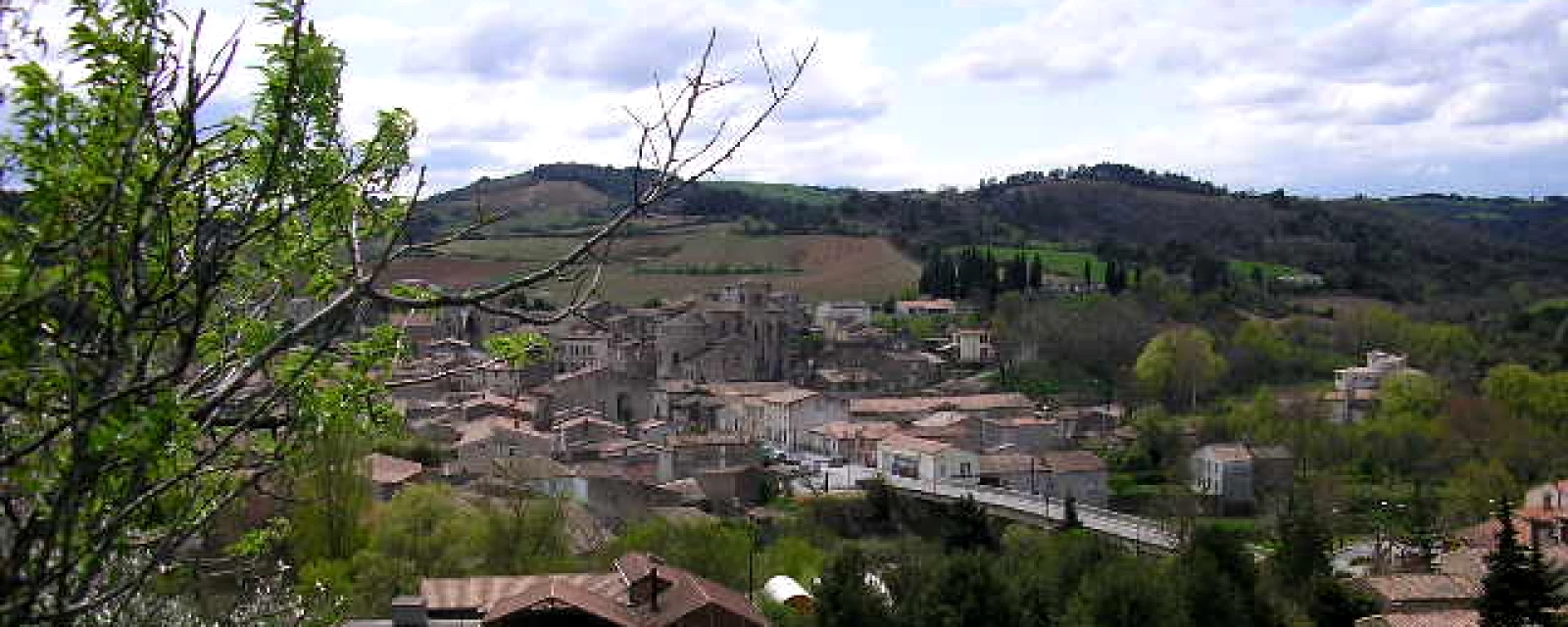 Vue de Saint-Hilaire, Aude