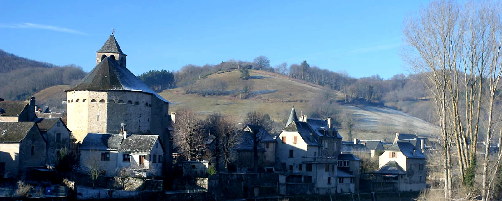 Vue de Sainte-Eulalie-d'Olt, Aveyron