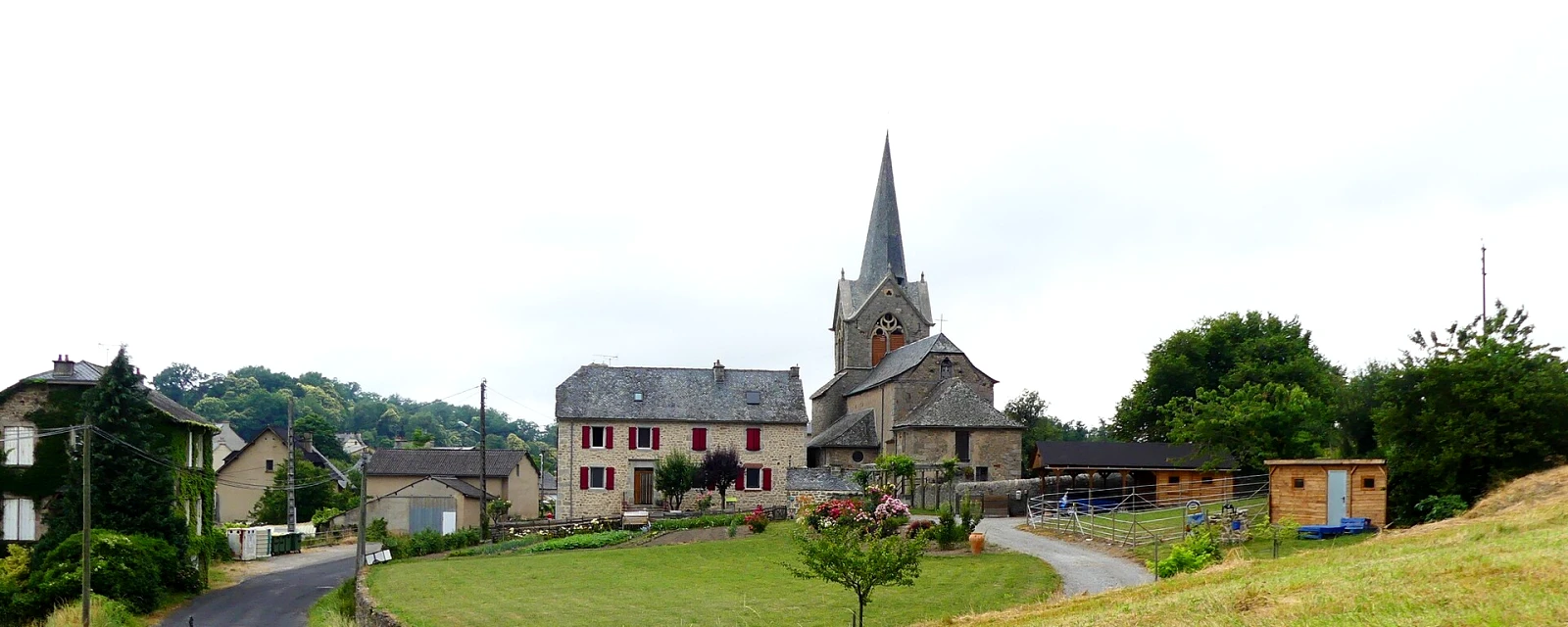 Vue de Saint-Félix-de-Lunel, Aveyron