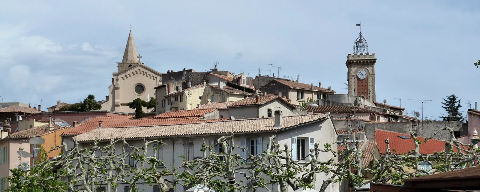 Vue de Aubagne, Bouches-du-Rhône