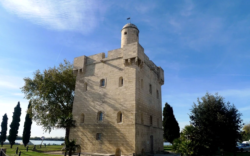 Port-Saint-Louis-du-Rhône