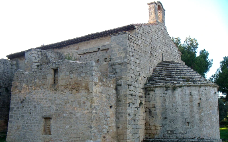 Saint-Mitre-les-Remparts