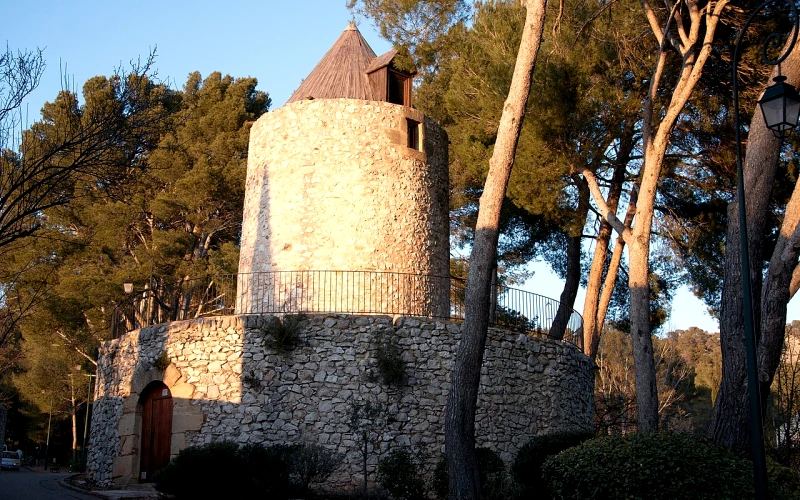 Le Tholonet
