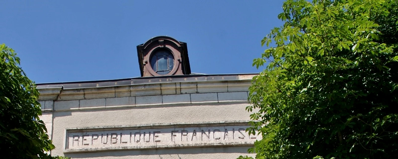 Vue de Saint-Santin-Cantalès, Cantal