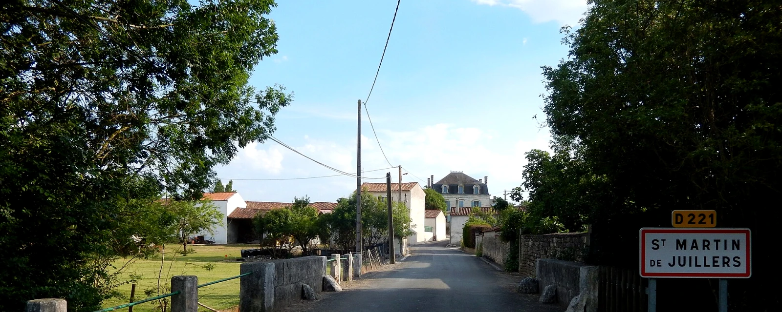 Vue de Saint-Martin-de-Juillers, Charente-Maritime