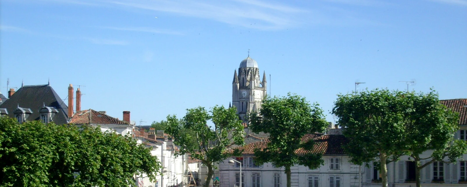 Vue de Saintes, Charente-Maritime