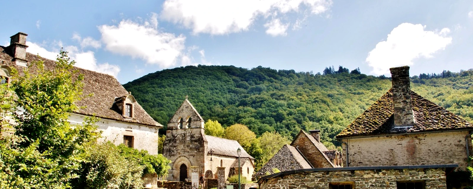 Vue de Laval-sur-Luzège, Corrèze