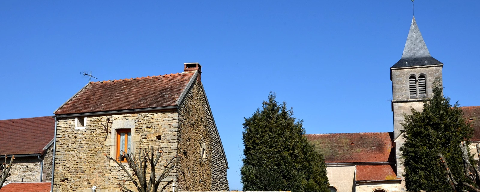 Vue de Marigny-le-Cahouët, Côte-d'Or