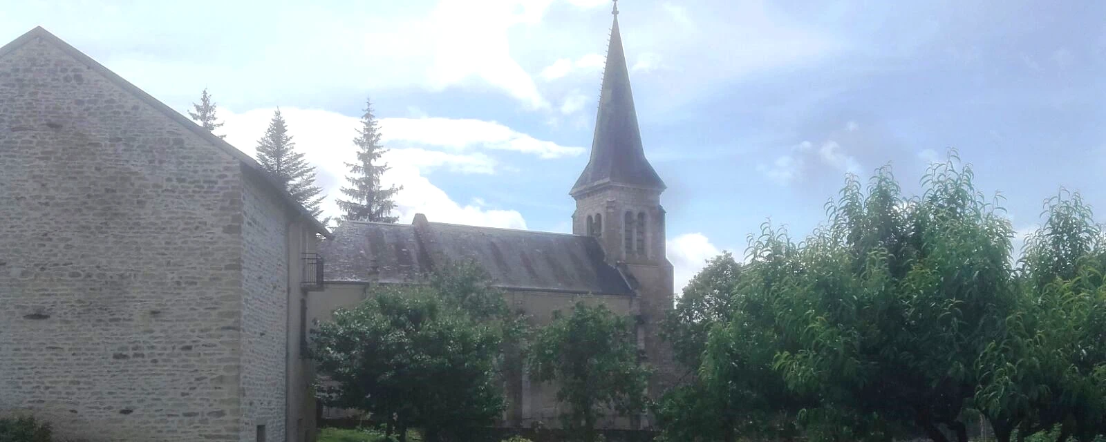 Vue de Saint-Victor-sur-Ouche, Côte-d'Or
