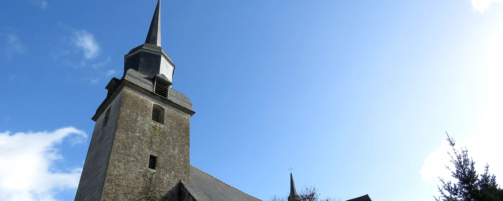Vue de Grâce-Uzel, Côtes-d'Armor