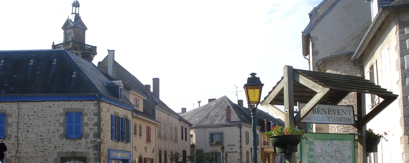 Vue de Bénévent-l'Abbaye, Creuse