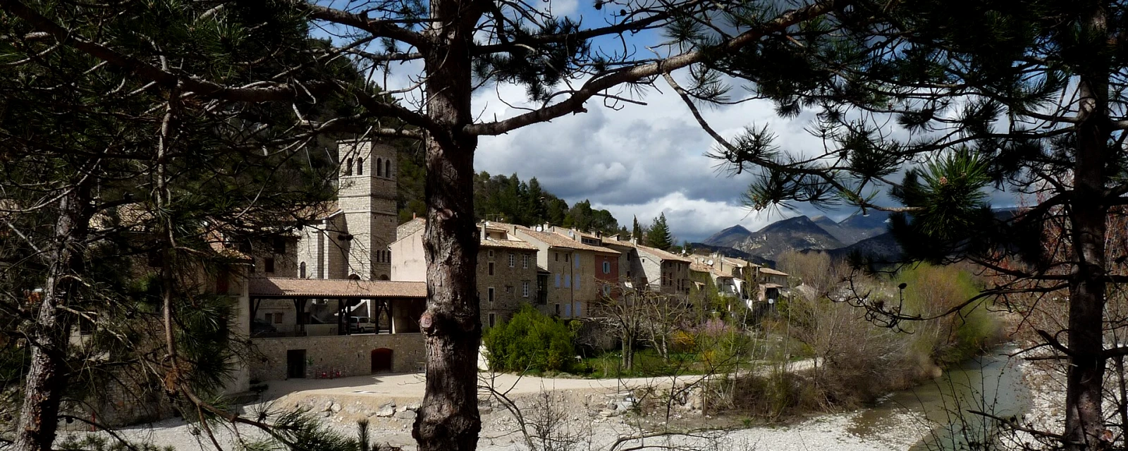 Vue de Les Pilles, Drôme