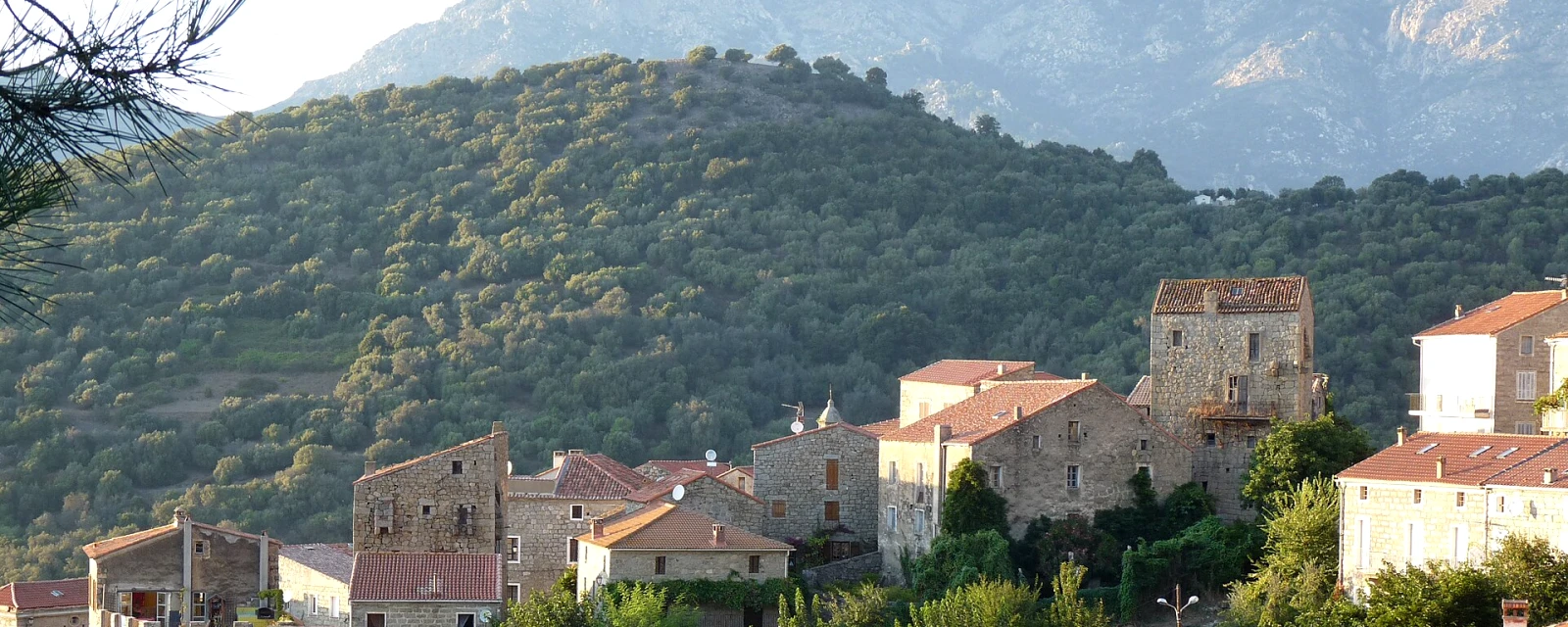 Vue de Fozzano, Corse-du-Sud