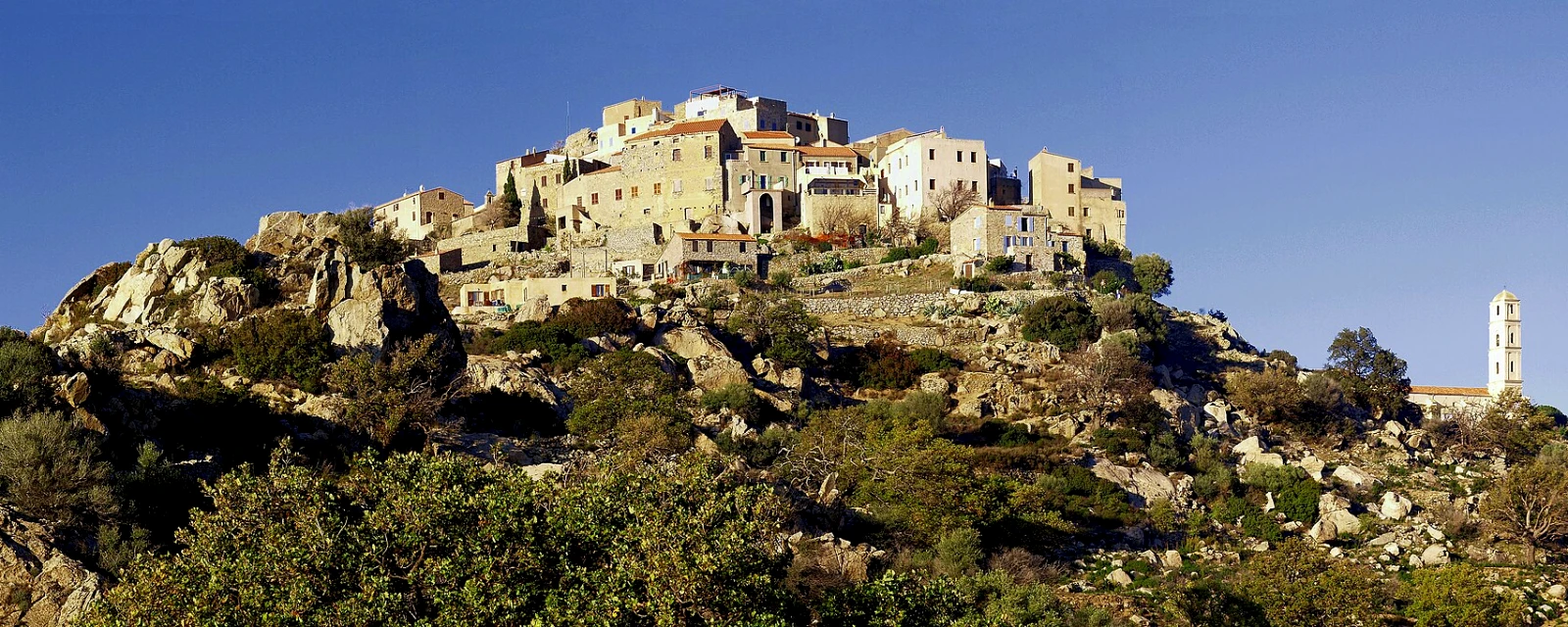 Vue de Sant'Antonino, Haute-Corse