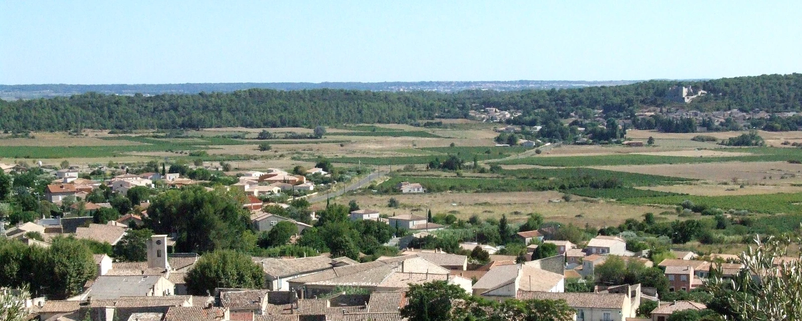 Vue de Nages-et-Solorgues, Gard