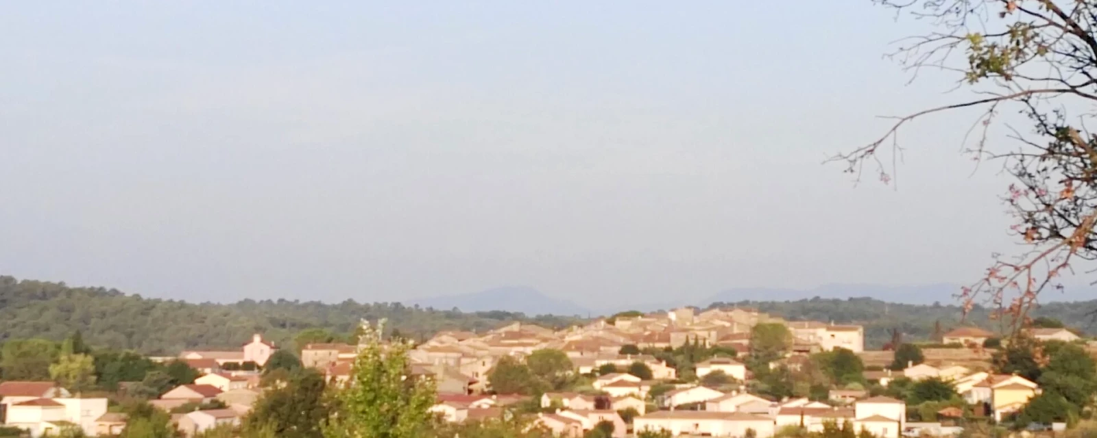 Vue de Saint-Césaire-de-Gauzignan, Gard