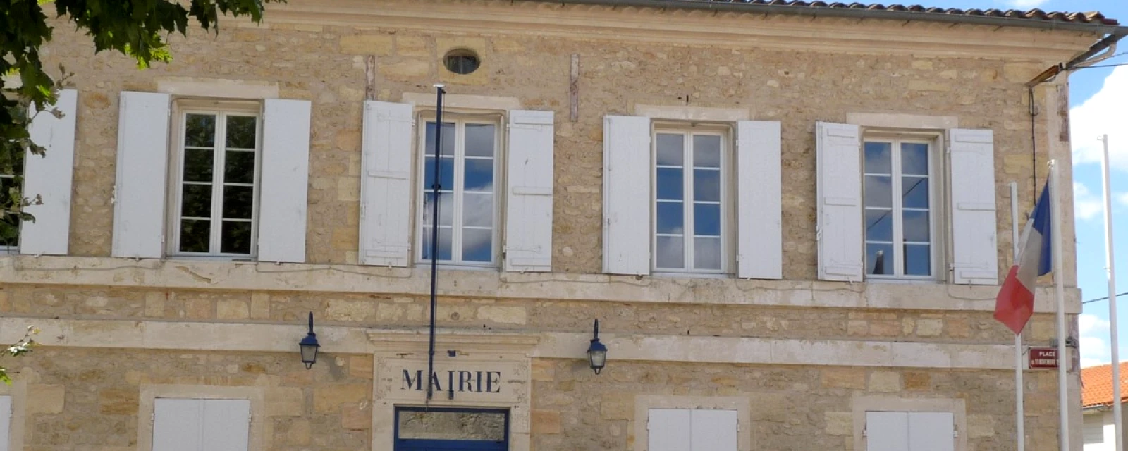 Vue de Saint-Seurin-de-Cadourne, Gironde