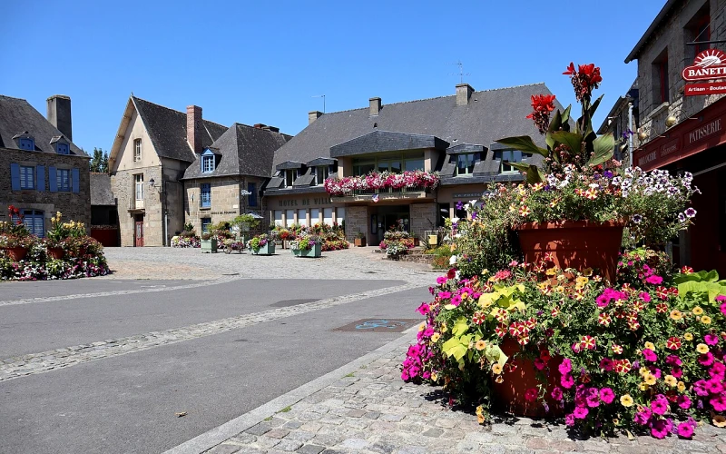Bazouges-la-Pérouse