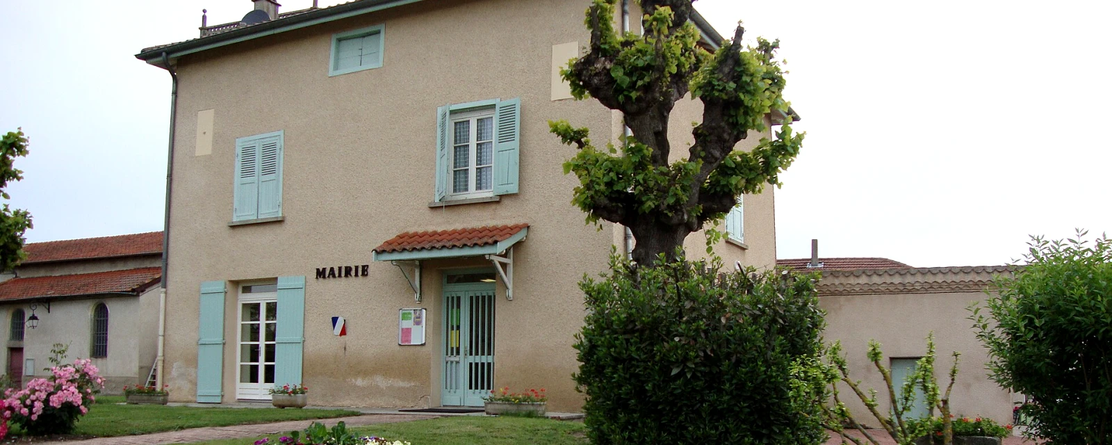 Vue de Saint-Laurent-la-Conche, Loire