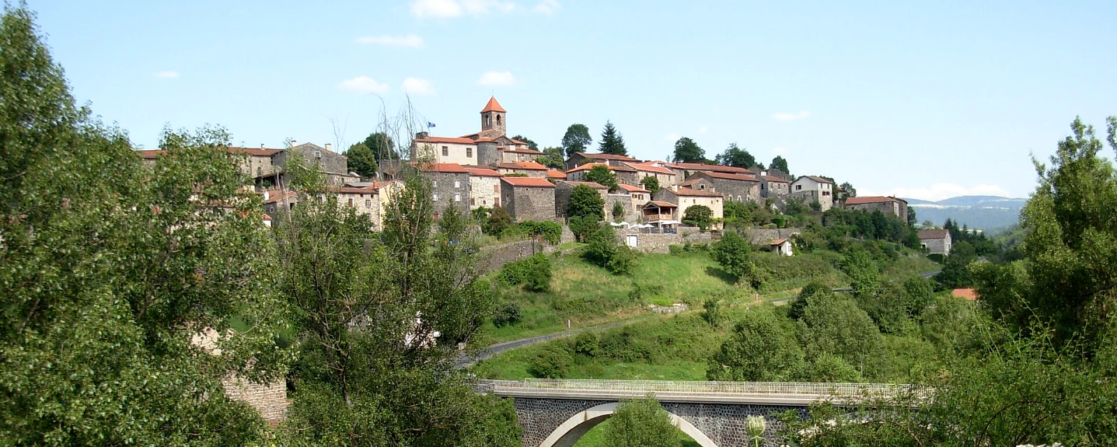 Vue de Saint-Arcons-d'Allier, Haute-Loire