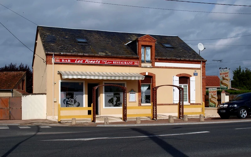 Villemandeur