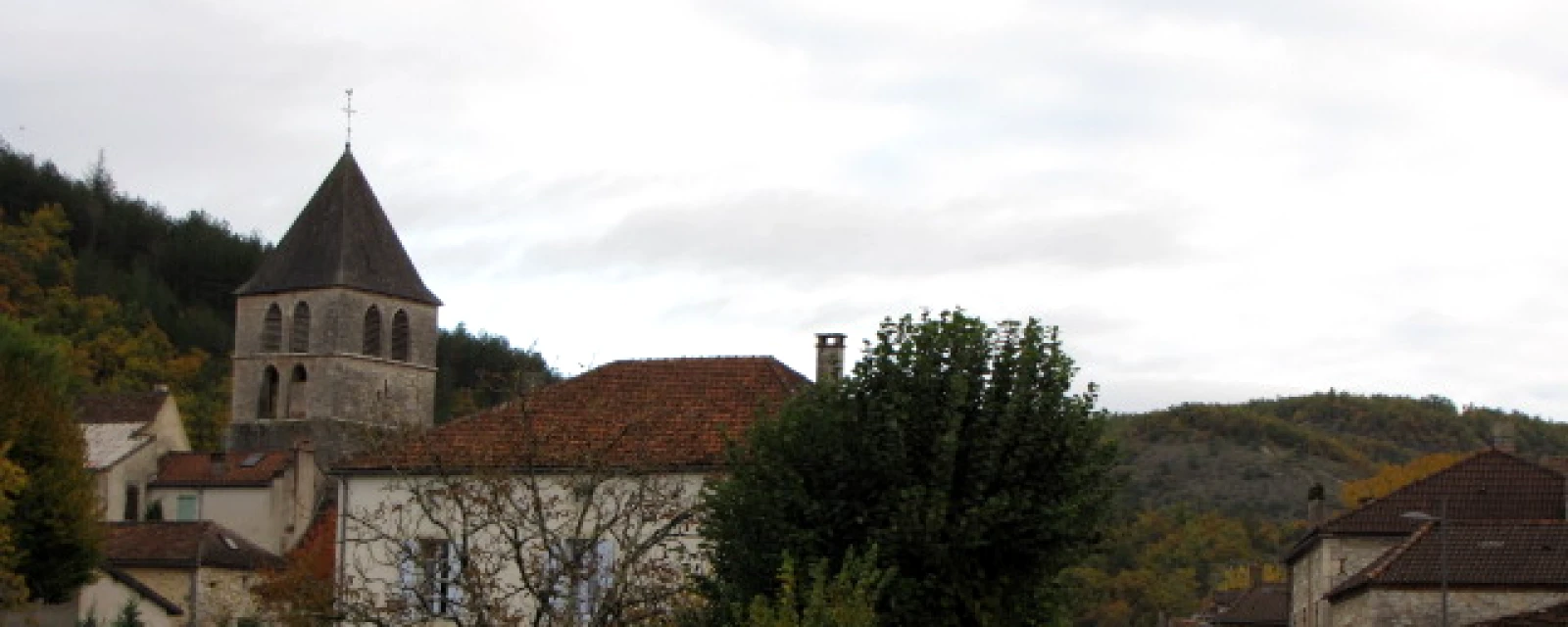 Vue de Saint-Vincent-Rive-d'Olt, Lot