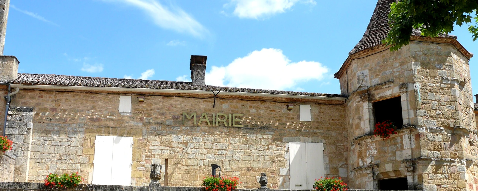 Vue de Saint-Front-sur-Lémance, Lot-et-Garonne