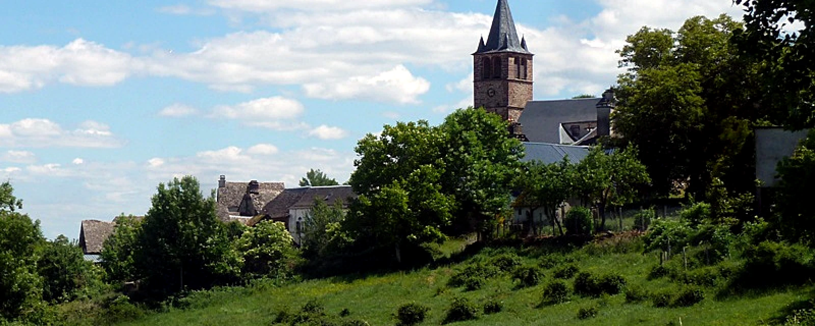 Vue de Saint-Pierre-de-Nogaret, Lozère